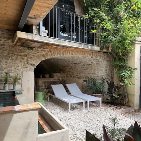 La Maison Du Pape * Monteils (Gard)