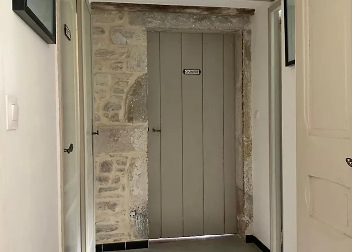 La Maison Du Pape Tatil Evi Monteils (Gard)